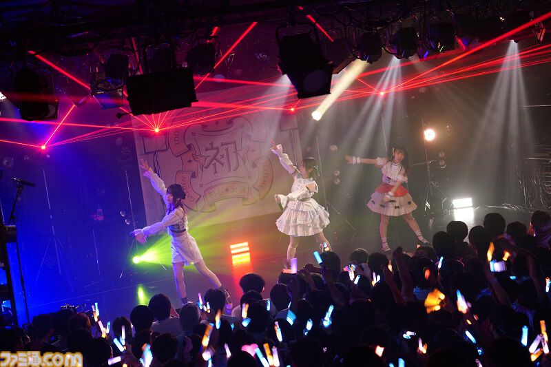 『学マス』デビューライブツアー“初心公演”（梅田）リポート。人前で泣かない薄井さんも弟くんたちを前に号泣！ 3ヵ月溜めた想いが結実