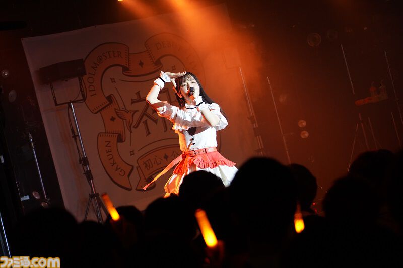 『学マス』デビューライブツアー“初心公演”（梅田）リポート。人前で泣かない薄井さんも弟くんたちを前に号泣！ 3ヵ月溜めた想いが結実