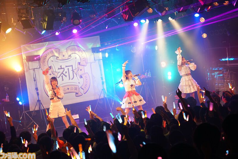 『学マス』デビューライブツアー“初心公演”（梅田）リポート。人前で泣かない薄井さんも弟くんたちを前に号泣！ 3ヵ月溜めた想いが結実
