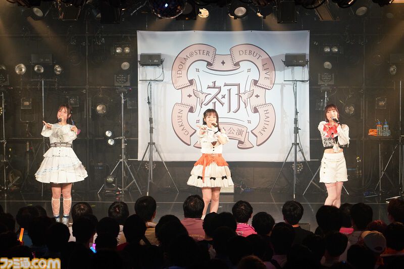 『学マス』デビューライブツアー“初心公演”（梅田）リポート。人前で泣かない薄井さんも弟くんたちを前に号泣！ 3ヵ月溜めた想いが結実