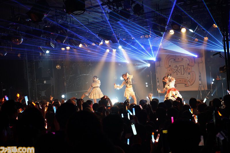 『学マス』デビューライブツアー“初心公演”（梅田）リポート。人前で泣かない薄井さんも弟くんたちを前に号泣！ 3ヵ月溜めた想いが結実