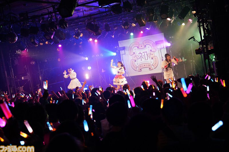 『学マス』デビューライブツアー“初心公演”（梅田）リポート。人前で泣かない薄井さんも弟くんたちを前に号泣！ 3ヵ月溜めた想いが結実
