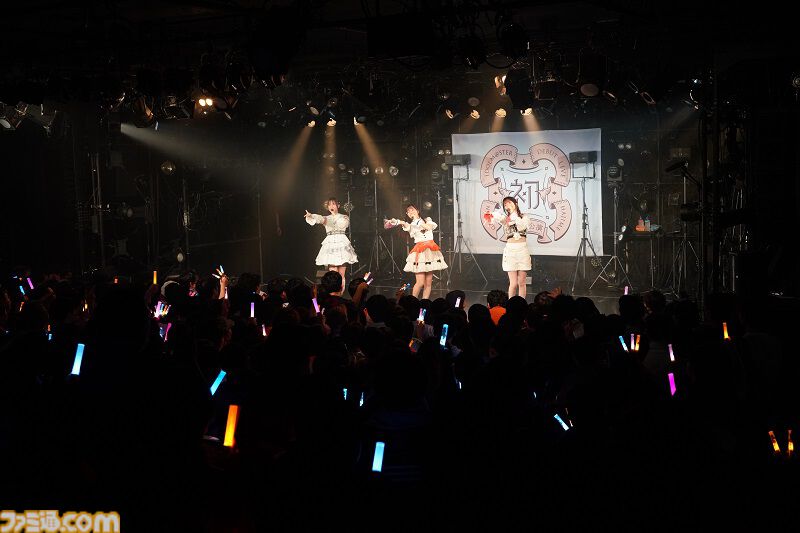 『学マス』デビューライブツアー“初心公演”（梅田）リポート。人前で泣かない薄井さんも弟くんたちを前に号泣！ 3ヵ月溜めた想いが結実