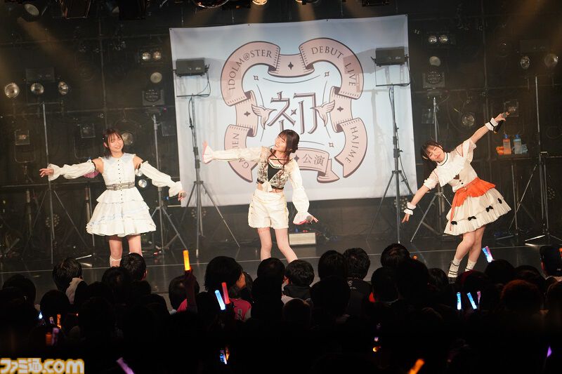 『学マス』デビューライブツアー“初心公演”（梅田）リポート。人前で泣かない薄井さんも弟くんたちを前に号泣！ 3ヵ月溜めた想いが結実