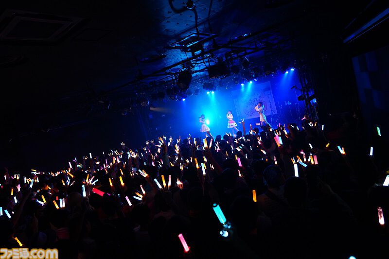 『学マス』デビューライブツアー“初心公演”（梅田）リポート。人前で泣かない薄井さんも弟くんたちを前に号泣！ 3ヵ月溜めた想いが結実