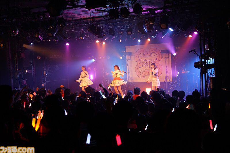 『学マス』デビューライブツアー“初心公演”（梅田）リポート。人前で泣かない薄井さんも弟くんたちを前に号泣！ 3ヵ月溜めた想いが結実