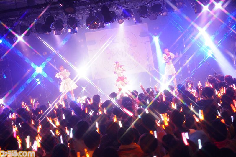 『学マス』デビューライブツアー“初心公演”（梅田）リポート。人前で泣かない薄井さんも弟くんたちを前に号泣！ 3ヵ月溜めた想いが結実