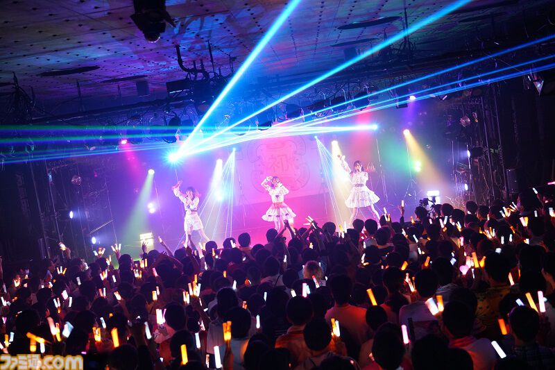 『学マス』デビューライブツアー“初心公演”（梅田）リポート。人前で泣かない薄井さんも弟くんたちを前に号泣！ 3ヵ月溜めた想いが結実