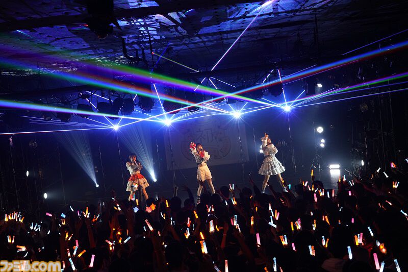 『学マス』デビューライブツアー“初心公演”（梅田）リポート。人前で泣かない薄井さんも弟くんたちを前に号泣！ 3ヵ月溜めた想いが結実