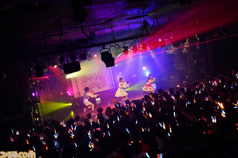『学マス』デビューライブツアー“初心公演”（梅田）リポート。人前で泣かない薄井さんも弟くんたちを前に号泣！ 3ヵ月溜めた想いが結実