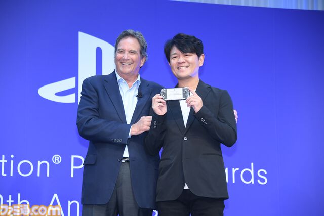 “PlayStation パートナーアワード 2024 ジャパン アジア”表彰式リポート。30周年を記念して生みの親・久夛良木健氏らが登壇。プレイステーションの”絆”は受け継がれる