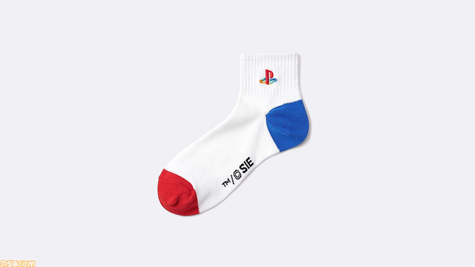 【プレステ30周年】GUコラボアイテム本日発売。PS5までの歴代コントローラーや△○×□デザインのスウェットなどが展開