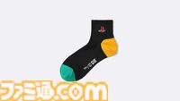 【プレステ30周年】GUコラボアイテム本日発売。PS5までの歴代コントローラーや△○×□デザインのスウェットなどが展開