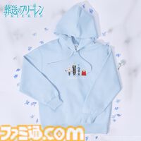『葬送のフリーレン』GUコラボアパレルが本日（12/13）発売。ミミックに食われかけるフレーレンバッグや、名シーンがモチーフのグッズが登場