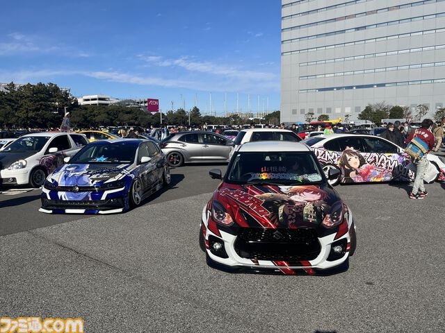 『アイマスエキスポ』リポート。プロデューサーたちによる創作物や痛車&痛バイクの展示、アイドルたちによるライブステージなど、『アイマス』への“アイ”が存分に集う