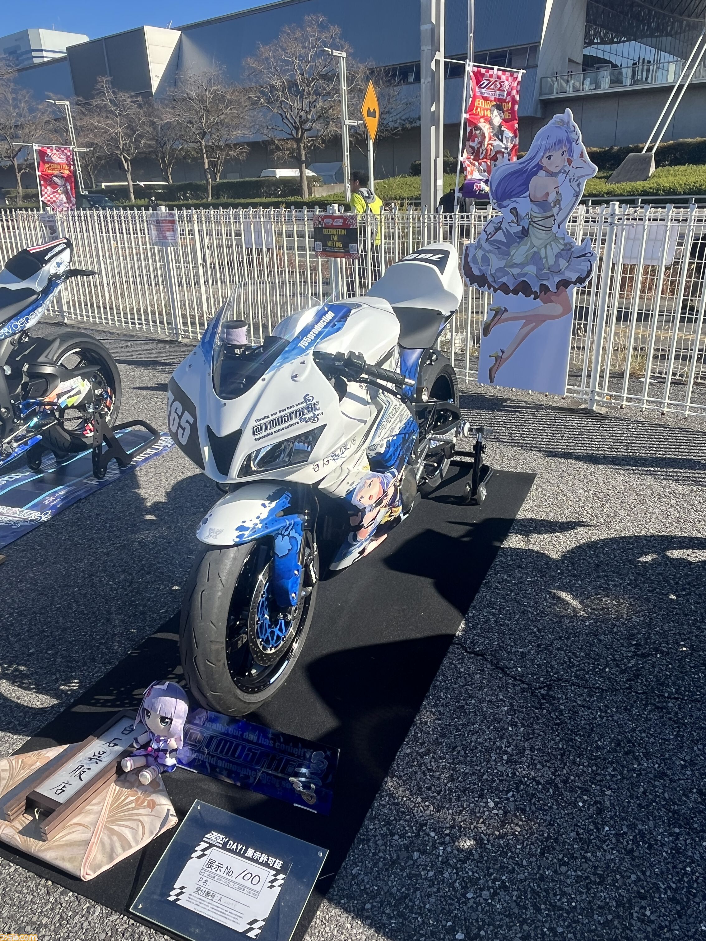 『アイマスエキスポ』リポート。プロデューサーたちによる創作物や痛車&痛バイクの展示、アイドルたちによるライブステージなど、『アイマス』への“アイ”が存分に集う