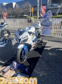 『アイマスエキスポ』リポート。プロデューサーたちによる創作物や痛車&痛バイクの展示、アイドルたちによるライブステージなど、『アイマス』への“アイ”が存分に集う