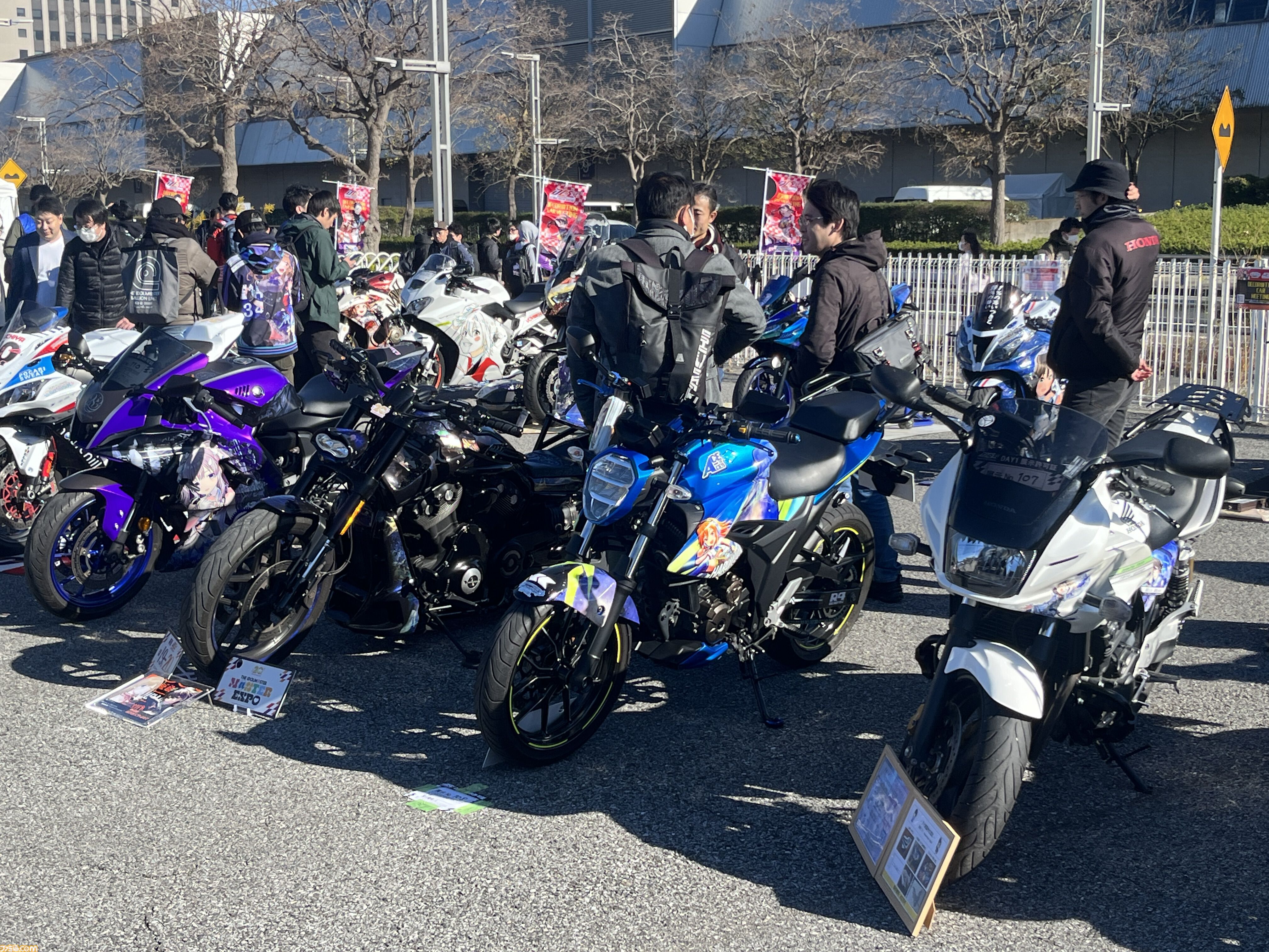 『アイマスエキスポ』リポート。プロデューサーたちによる創作物や痛車&痛バイクの展示、アイドルたちによるライブステージなど、『アイマス』への“アイ”が存分に集う