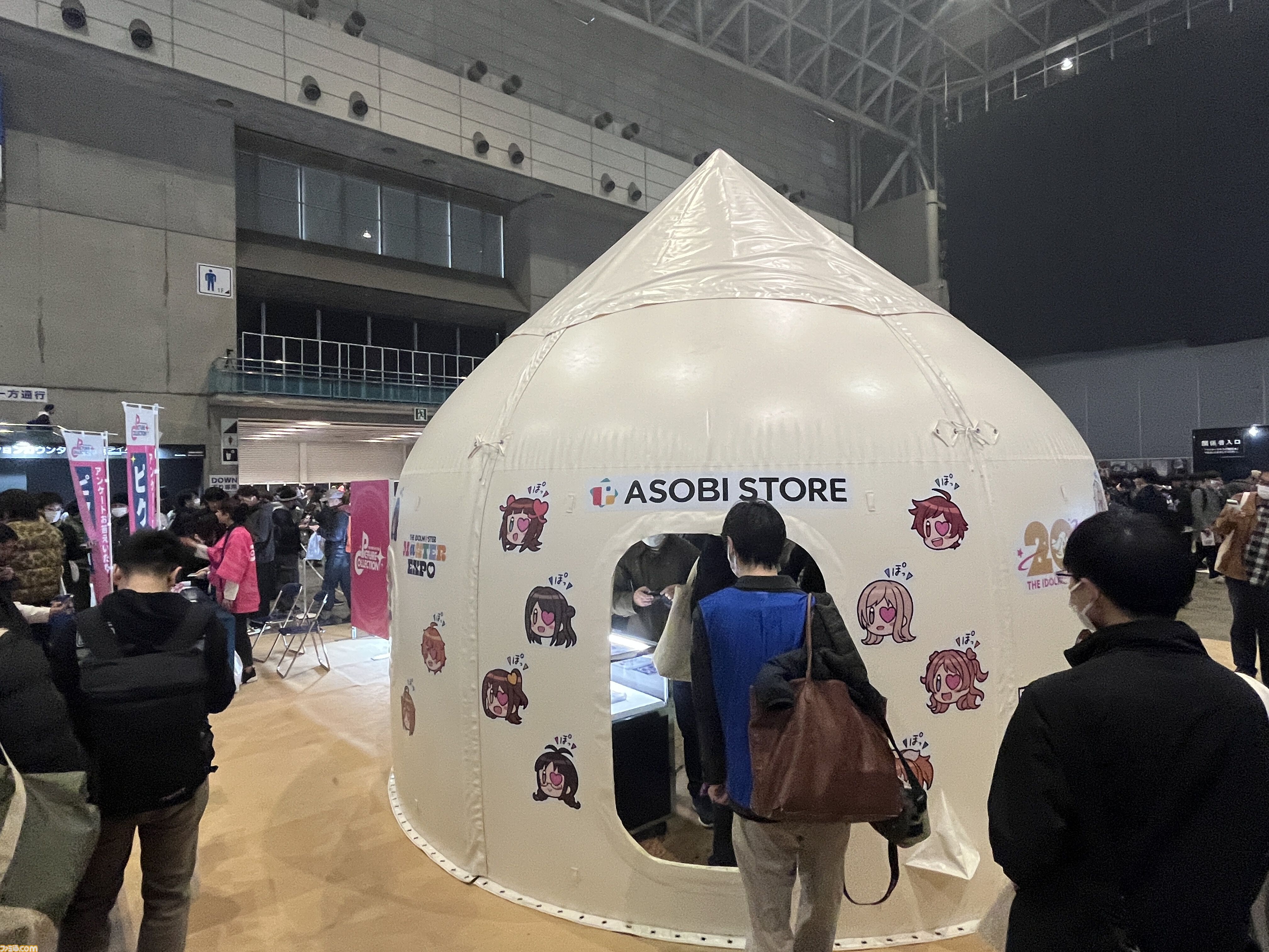 『アイマスエキスポ』リポート。プロデューサーたちによる創作物や痛車&痛バイクの展示、アイドルたちによるライブステージなど、『アイマス』への“アイ”が存分に集う