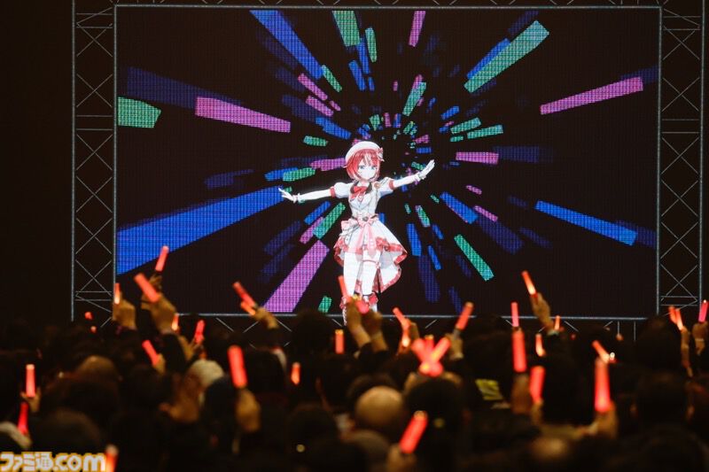『アイマスエキスポ』リポート。プロデューサーたちによる創作物や痛車&痛バイクの展示、アイドルたちによるライブステージなど、『アイマス』への“アイ”が存分に集う