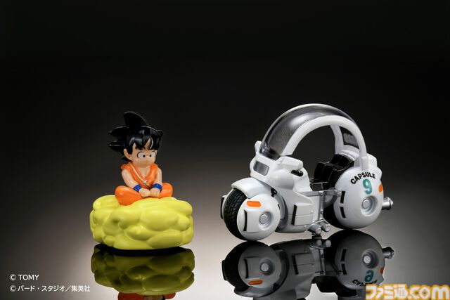 『ドラゴンボール』のトミカが登場。第1弾は“孫悟空の筋斗雲”と“ブルマのバイク”。今後も“フリーザの小型ポッド”などが続々発売