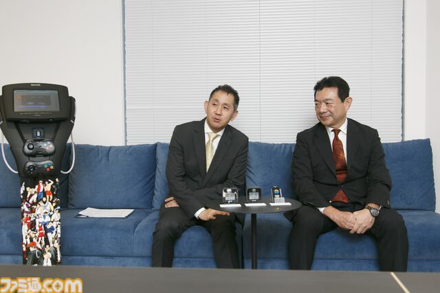 【ネオジオ新ハード？ 】『KOF '98』を遊べる体組成計は社員の魔改造によって生まれた。奇抜プロダクトに秘めた真面目な想い【SNK×タニタ社長対談】