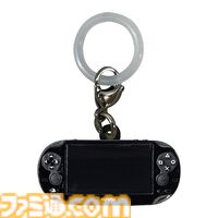 歴代PSコントローラーやPSPが手のひらサイズのアクセサリーに。全国のガシャポンで発売中
