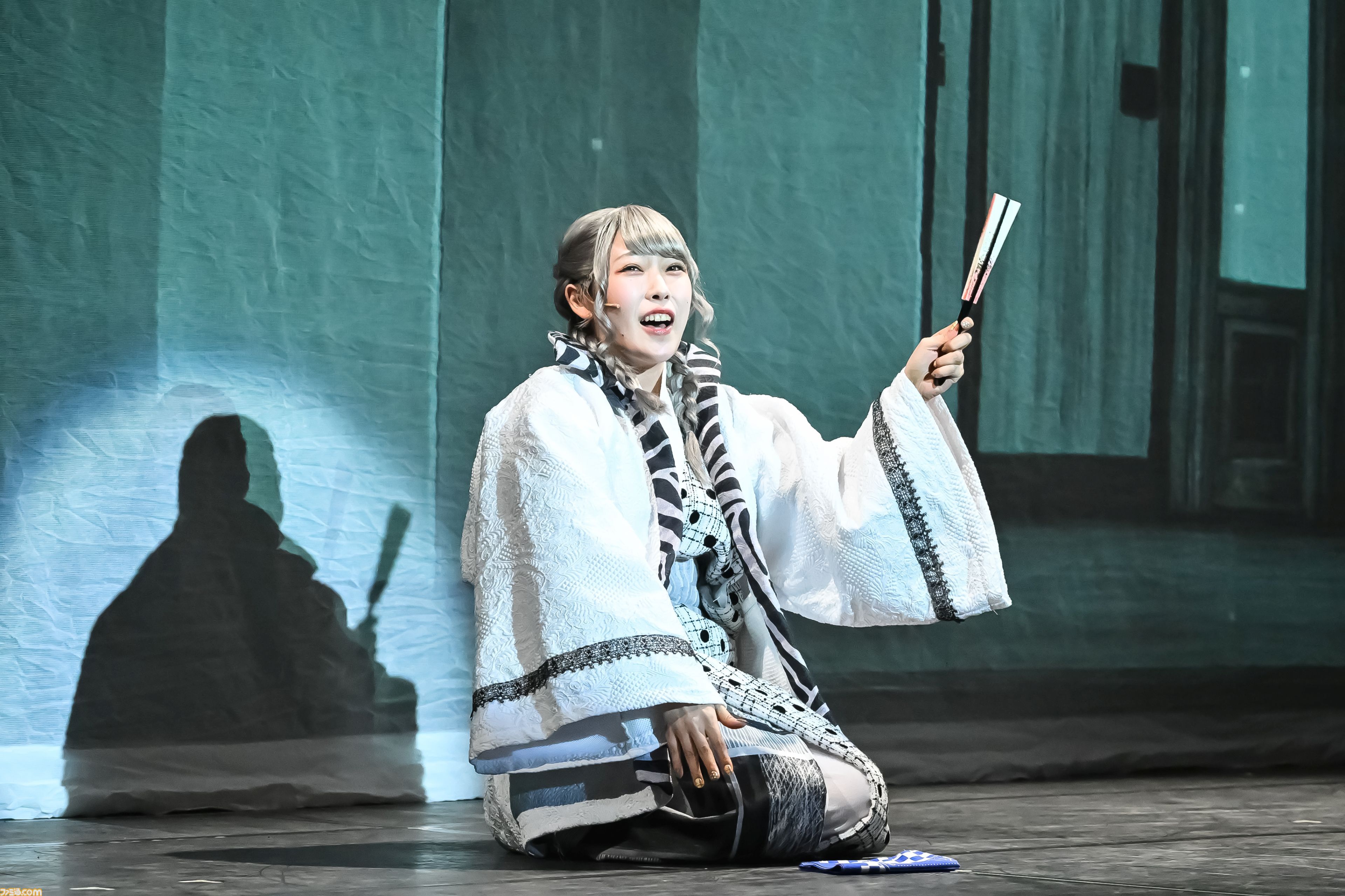 舞台『爆剣 -帝国幻想兵団-』上演スタート。大正時代に召喚された剣士たちにはある秘密が――ヨコオ流エンタメフルコースは最後のデザート（余韻）すらホロ苦い
