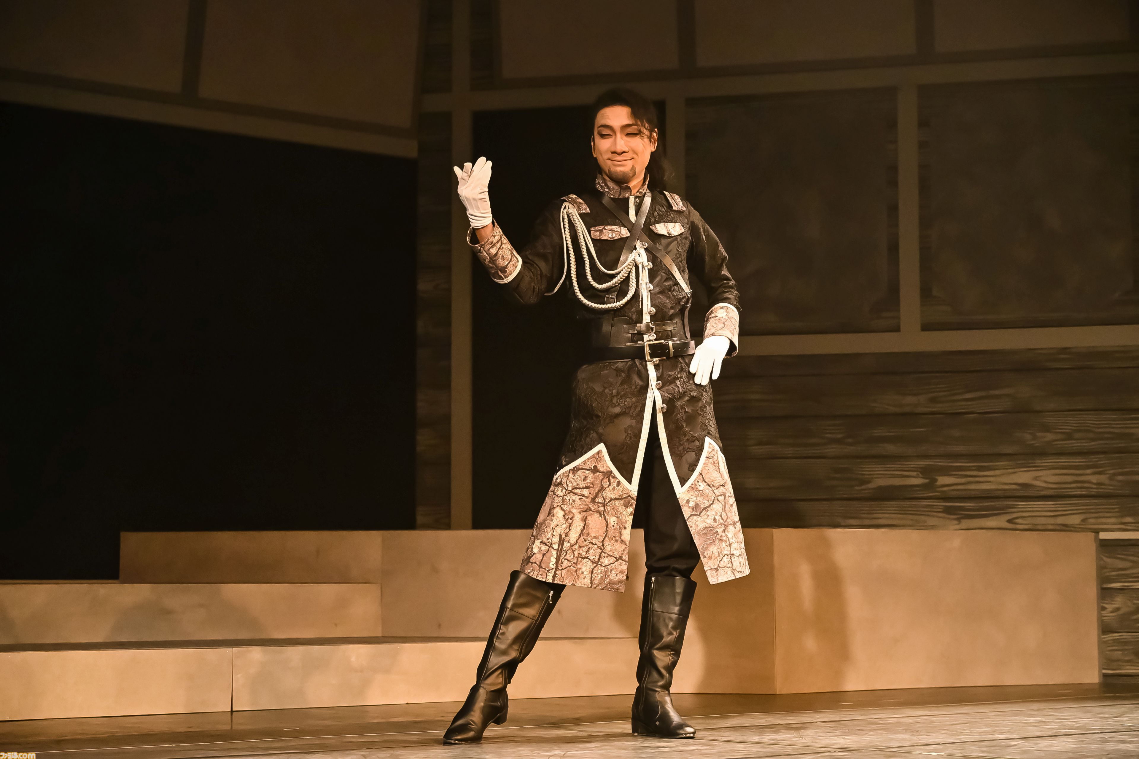 舞台『爆剣 -帝国幻想兵団-』上演スタート。大正時代に召喚された剣士たちにはある秘密が――ヨコオ流エンタメフルコースは最後のデザート（余韻）すらホロ苦い