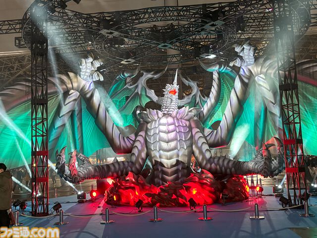 “グラブルフェス2024”原風景たる主人公の部屋も再現！ 今年も見事な景色を生み出したフェス会場をリポート