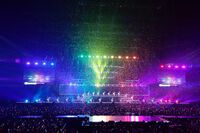 『シャニマス』6thライブ横浜公演1日目リポート。DJ小糸による変幻自在なメドレーで会場が揺れる。“シャイニーPRオファー”の3曲も初披露