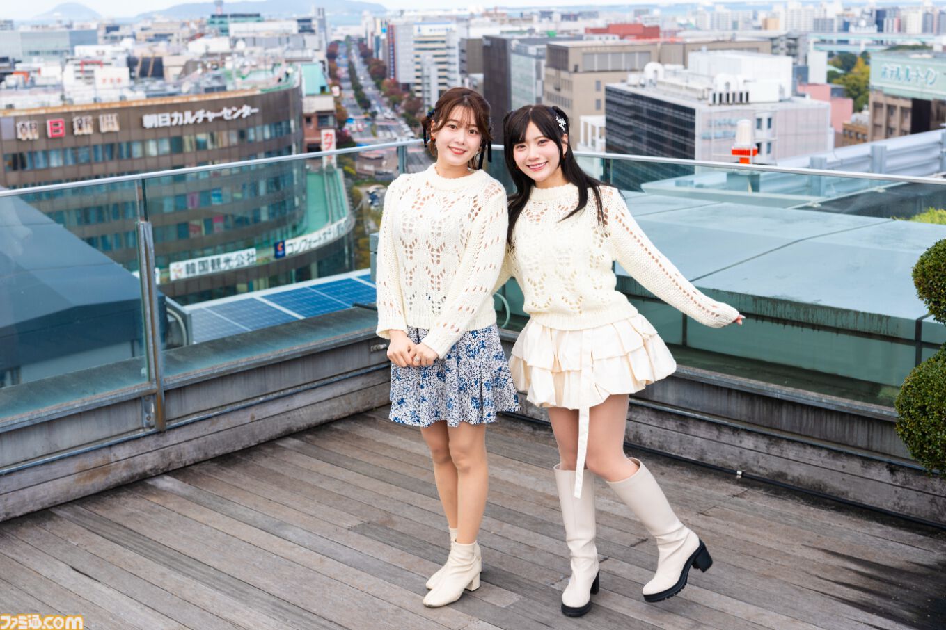 小坂井祐莉絵さん＆山田麻莉奈さんとデートしている気分になれる記事。「福岡イイ」と感じられた『制服カノジョ』聖地巡礼バスツアーリポートを写真盛りだくさんでお届け