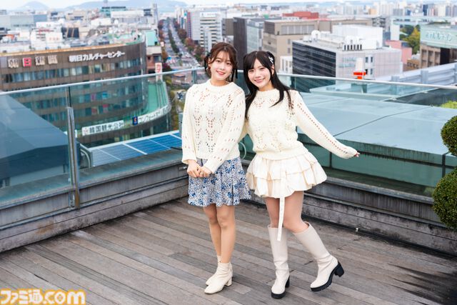小坂井祐莉絵さん＆山田麻莉奈さんとデートしている気分になれる記事。「福岡イイ」と感じられた『制服カノジョ』聖地巡礼バスツアーリポートを写真盛りだくさんでお届け