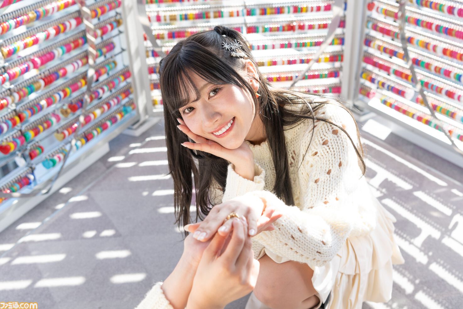 小坂井祐莉絵さん＆山田麻莉奈さんとデートしている気分になれる記事。「福岡イイ」と感じられた『制服カノジョ』聖地巡礼バスツアーリポートを写真盛りだくさんでお届け