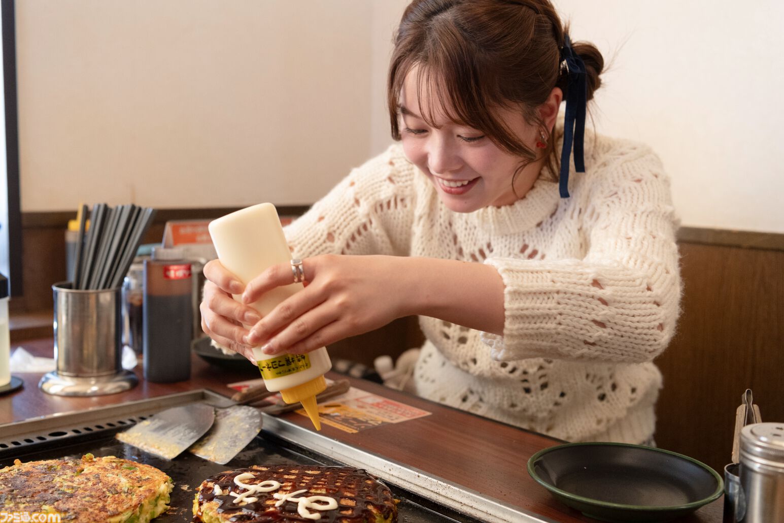 小坂井祐莉絵さん＆山田麻莉奈さんとデートしている気分になれる記事。「福岡イイ」と感じられた『制服カノジョ』聖地巡礼バスツアーリポートを写真盛りだくさんでお届け