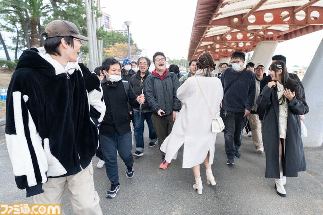小坂井祐莉絵さん＆山田麻莉奈さんとデートしている気分になれる記事。「福岡イイ」と感じられた『制服カノジョ』聖地巡礼バスツアーリポートを写真盛りだくさんでお届け