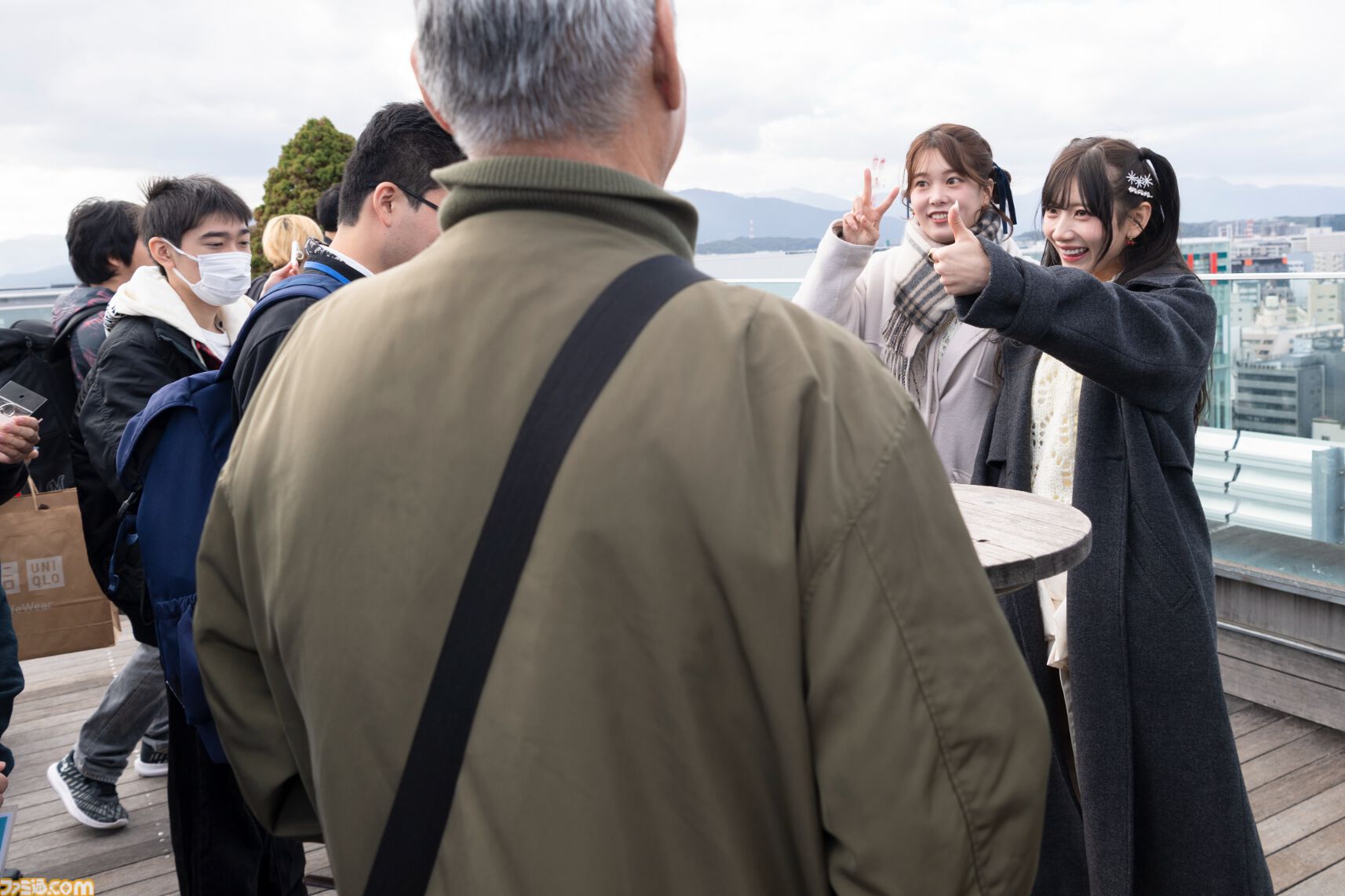 小坂井祐莉絵さん＆山田麻莉奈さんとデートしている気分になれる記事。「福岡イイ」と感じられた『制服カノジョ』聖地巡礼バスツアーリポートを写真盛りだくさんでお届け