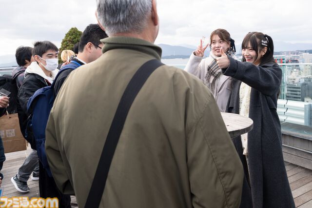 小坂井祐莉絵さん＆山田麻莉奈さんとデートしている気分になれる記事。「福岡イイ」と感じられた『制服カノジョ』聖地巡礼バスツアーリポートを写真盛りだくさんでお届け