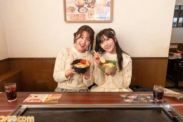 小坂井祐莉絵さん＆山田麻莉奈さんとデートしている気分になれる記事。「福岡イイ」と感じられた『制服カノジョ』聖地巡礼バスツアーリポートを写真盛りだくさんでお届け