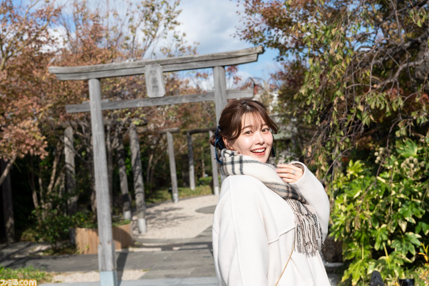 小坂井祐莉絵さん＆山田麻莉奈さんとデートしている気分になれる記事。「福岡イイ」と感じられた『制服カノジョ』聖地巡礼バスツアーリポートを写真盛りだくさんでお届け