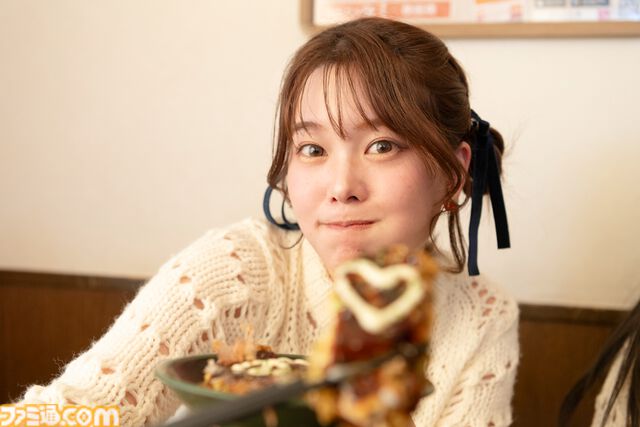 小坂井祐莉絵さん＆山田麻莉奈さんとデートしている気分になれる記事。「福岡イイ」と感じられた『制服カノジョ』聖地巡礼バスツアーリポートを写真盛りだくさんでお届け