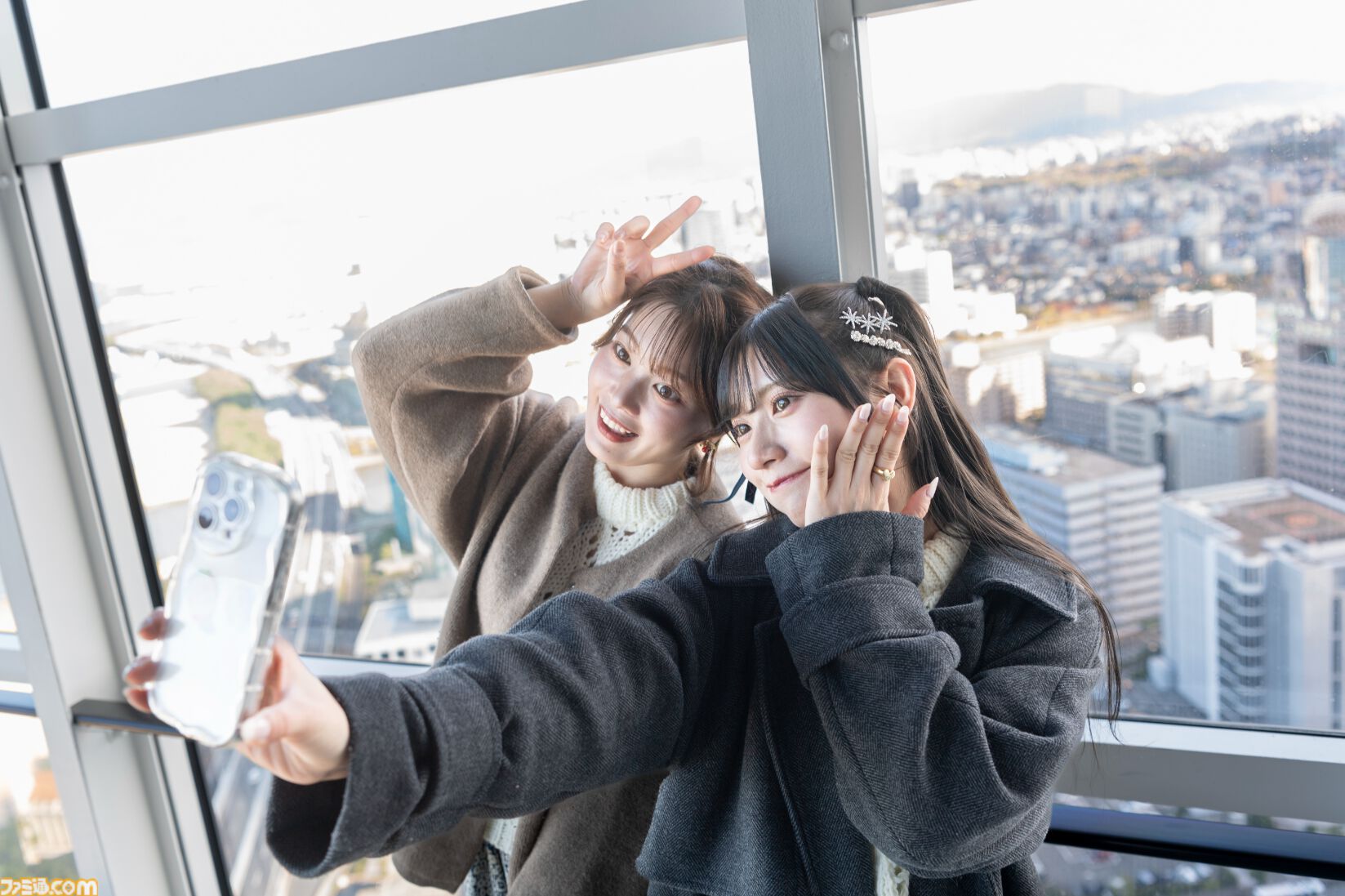 小坂井祐莉絵さん＆山田麻莉奈さんとデートしている気分になれる記事。「福岡イイ」と感じられた『制服カノジョ』聖地巡礼バスツアーリポートを写真盛りだくさんでお届け