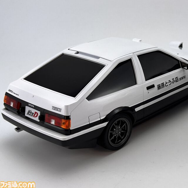 『頭文字D』藤原拓海のハチロクがウェットティッシュケースに。タイヤも稼働するなど、細部までこだわった存在感抜群の一品
