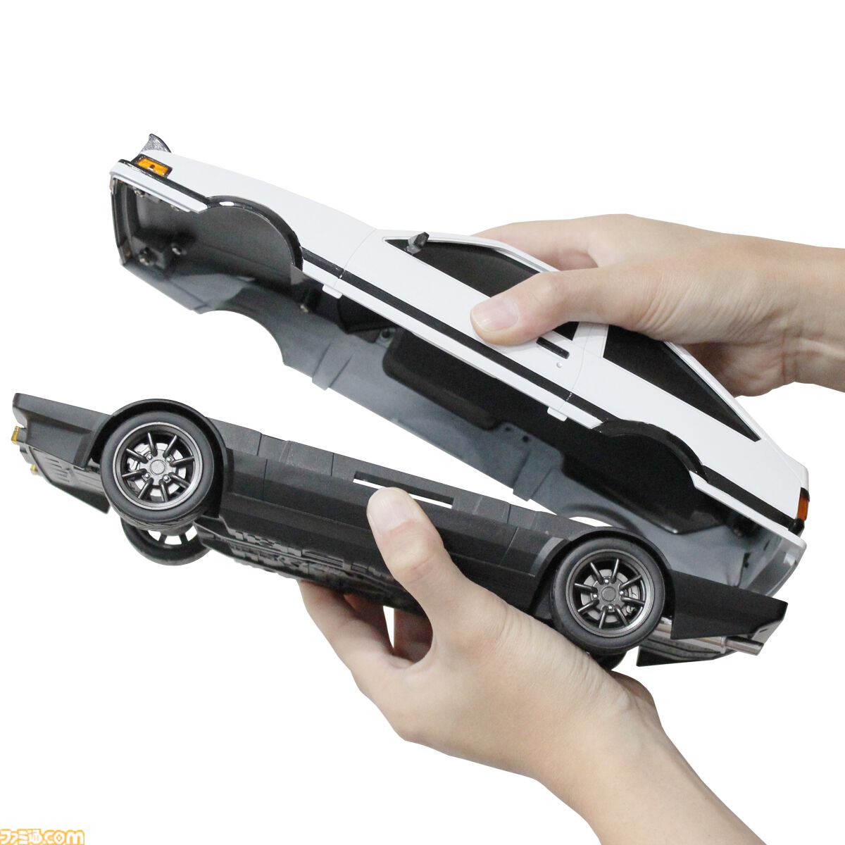 頭文字D』藤原拓海のハチロクがウェットティッシュケースに。タイヤも