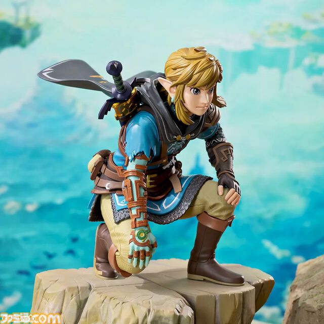 『ゼルダの伝説 ティアキン』リンクのプライズフィギュアが本日（12/26）より順次展開。衣装やマスターソード、ラウルの右腕など忠実に再現