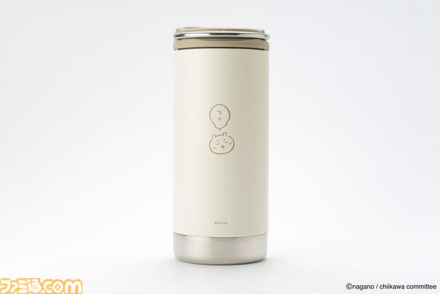 『ちいかわ』ステンレスボトルが登場。ちいかわやハチワレたちのピースサイン姿をあしらった、マットで落ち着いた色合い