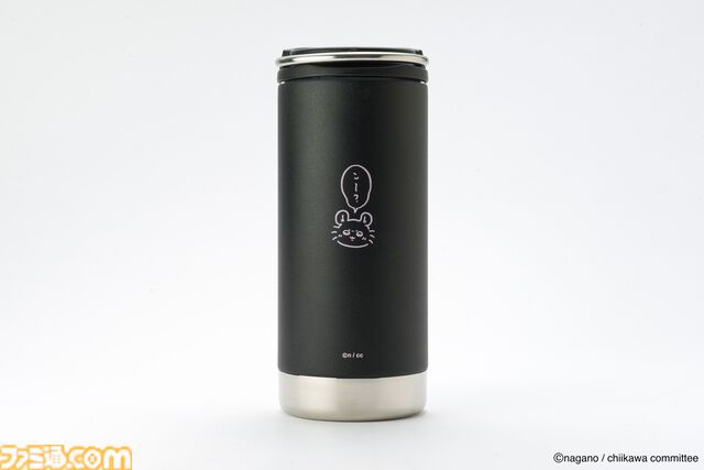 『ちいかわ』ステンレスボトルが登場。ちいかわやハチワレたちのピースサイン姿をあしらった、マットで落ち着いた色合い