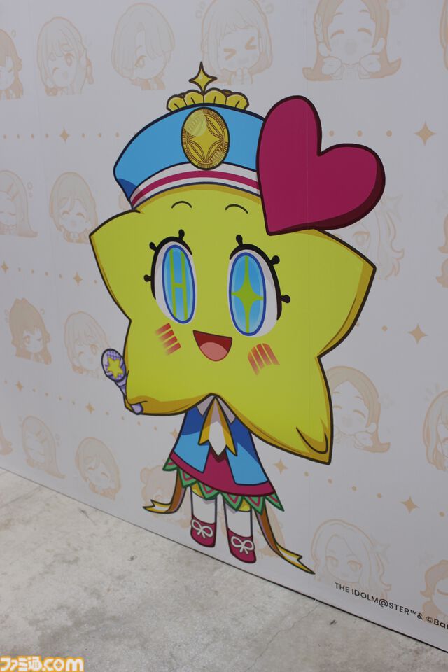 【コミケ】『学マス』ブースリポート。初星の学園パンフレットや生徒手帳など豪華ノベルティセットの配布や特大モニターでアイドルたちのライブを観られる