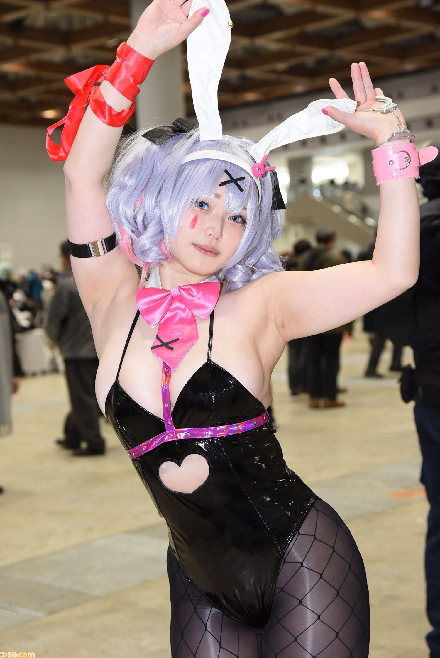 コミケ2024冬】コスプレ特集。『NIKKE』怪盗クエンシーにレッド