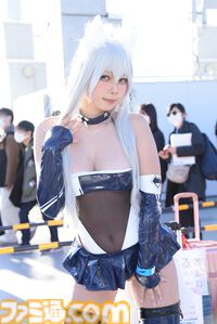 コミケ105はコスプレも熱い！ 『ドラクエ3 リメイク』勇者＆賢者、花嫁姿の『ニーア』2B、『着せ恋』喜多川バニー、『葬送のフリーレン』メトーデなど